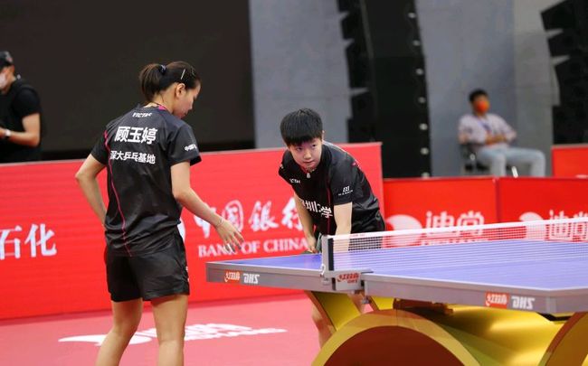 的多个位置 的多个位置