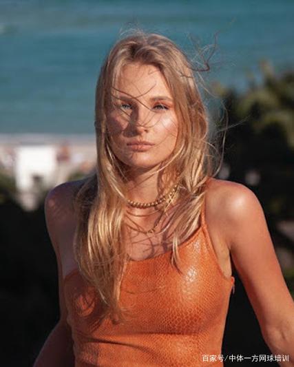 的控球前锋 的控球前锋